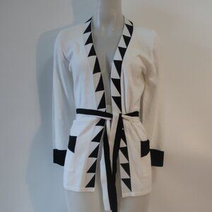 NWT Womens SMF White, Black Knit Cardigan Sweater W/Belt L
